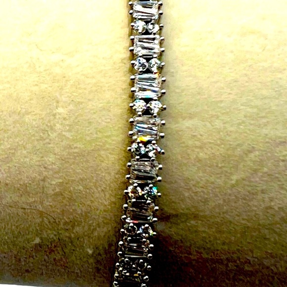 Silver Tone Cubic Zirconia Bangle Bracelet A78 - Picture 2 of 6